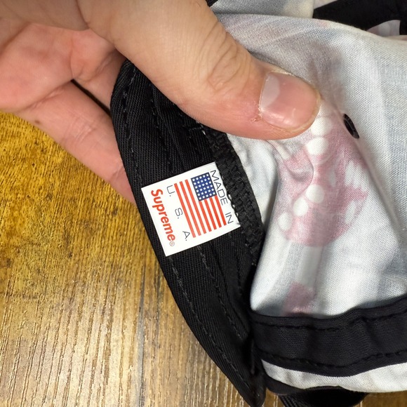 Supreme Casino Camp Cap 5 Panel Black Made in USA FW18 - Picture 3 of 3